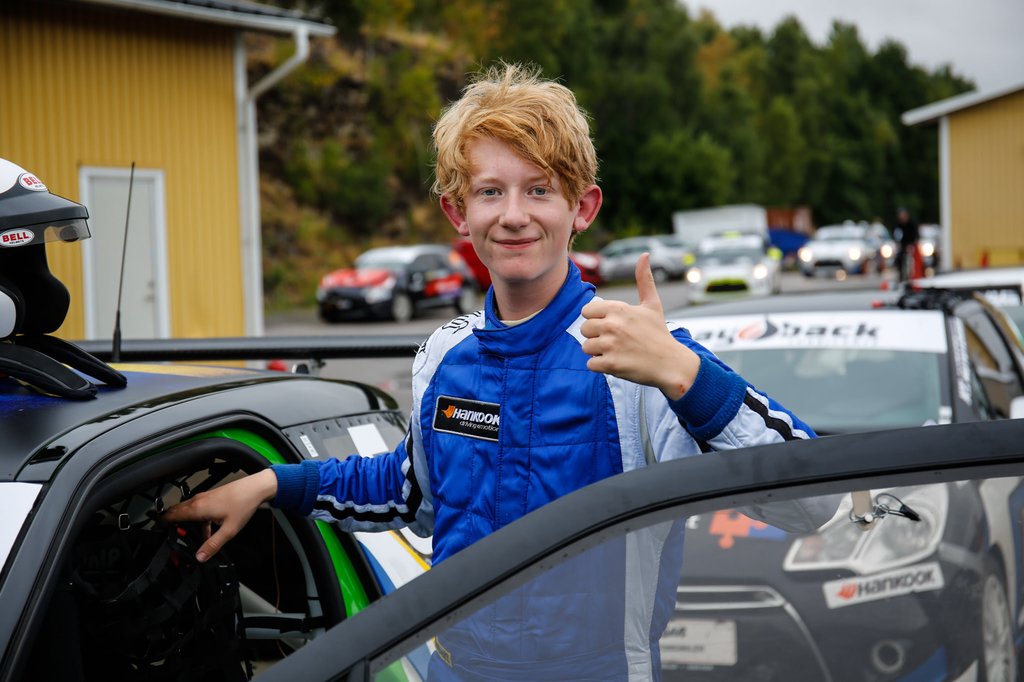 Filip Sandström tog lørdag eftermiddag sæsonens anden sejr i DS3 Cup
(Foto: Bengt-Åce Gustavsson / Racefoto.se)